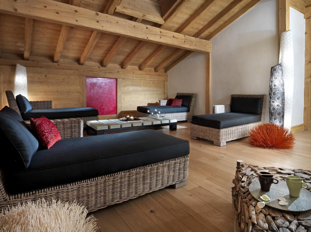 Cgh Residences & Spas La Reine Des Pres Samoens Bagian luar foto