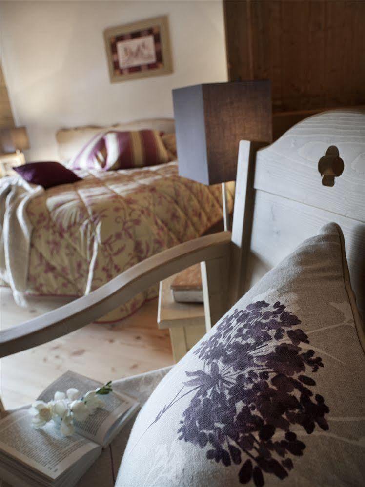 Cgh Residences & Spas La Reine Des Pres Samoens Bagian luar foto